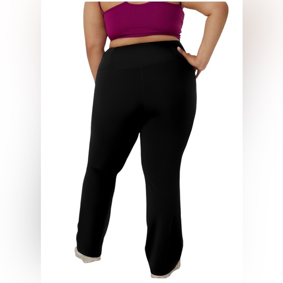 HALARA High Waisted Back Pocket Plain Plus Size Slight Flare Leggings SIZE 3X - Picture 5 of 16